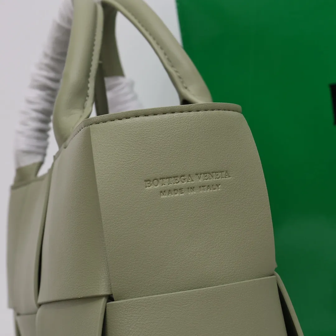 All Categories Official Website "Brand Women's Bags" Women's Bags 💙 BV 2025 Official Website New BV Crossbody Bag